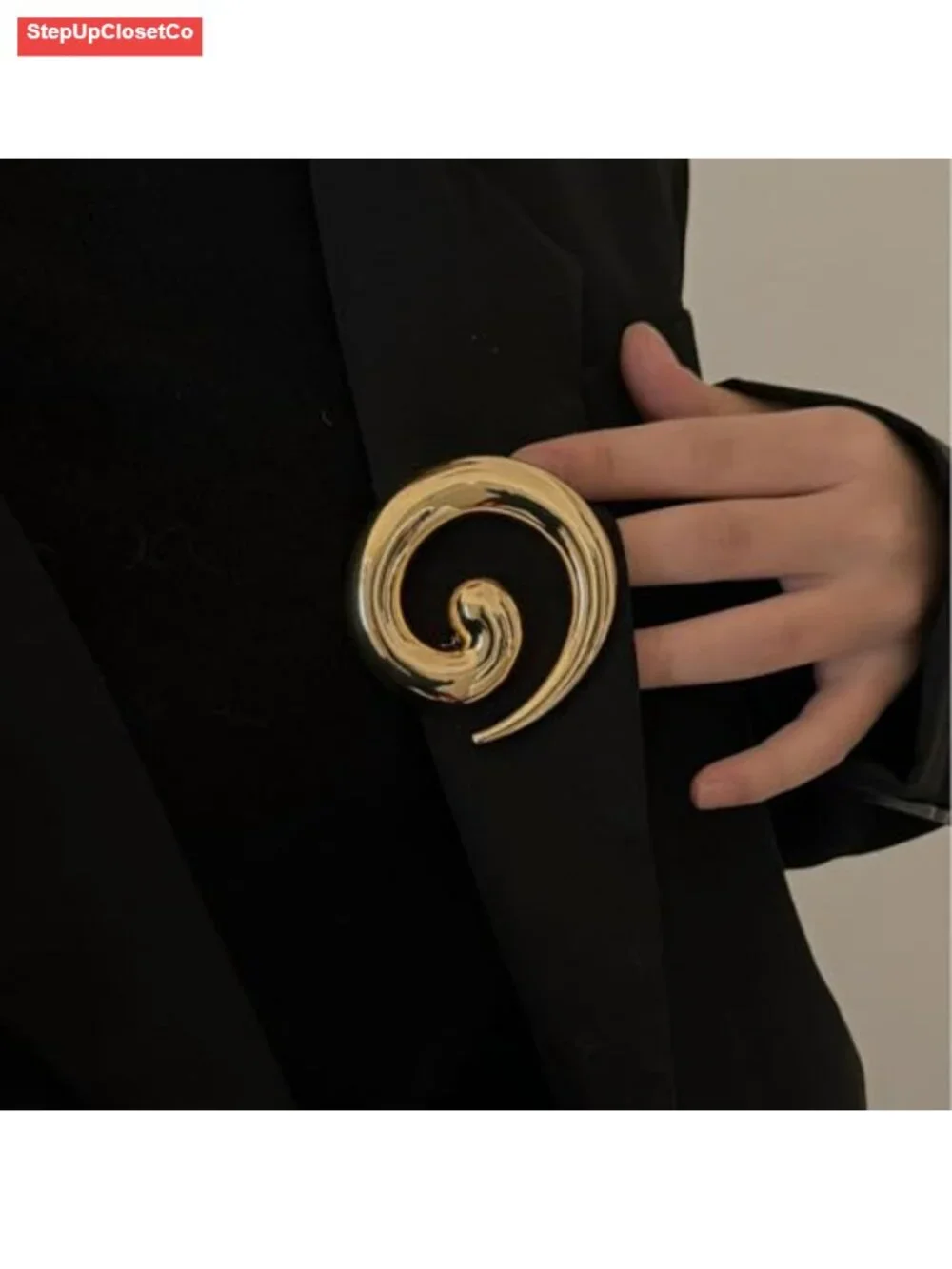 Spiral Brooch Pin for Women Alloy Crafted Statement Lapel Pin